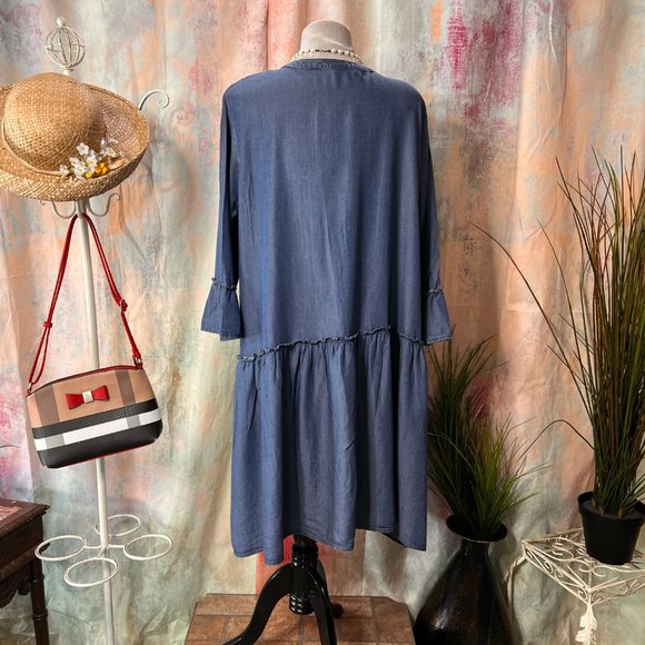 ๐Body Flirt Beautiful Button Down Dress - Breathable Fabrics - Trumpet Sleeves - Picture 2 of 16